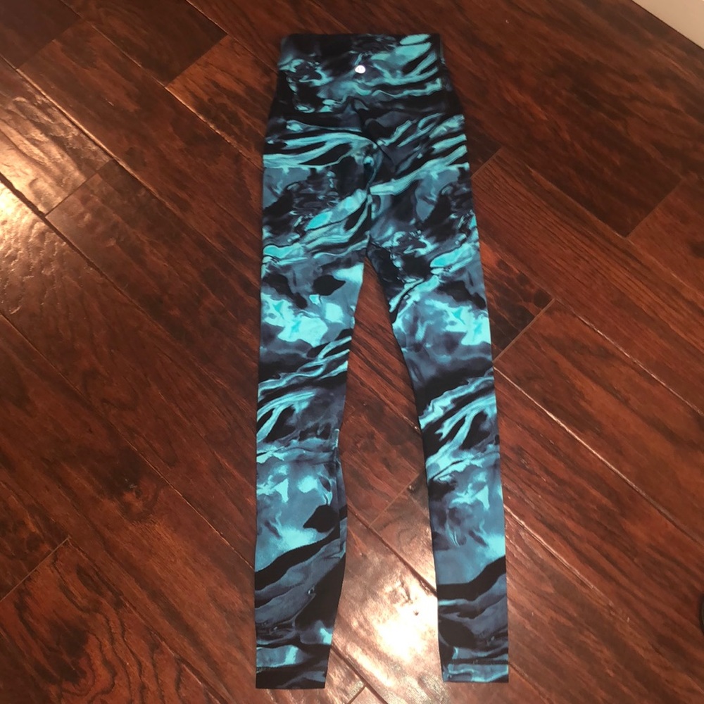 Lululemon leggings size 2